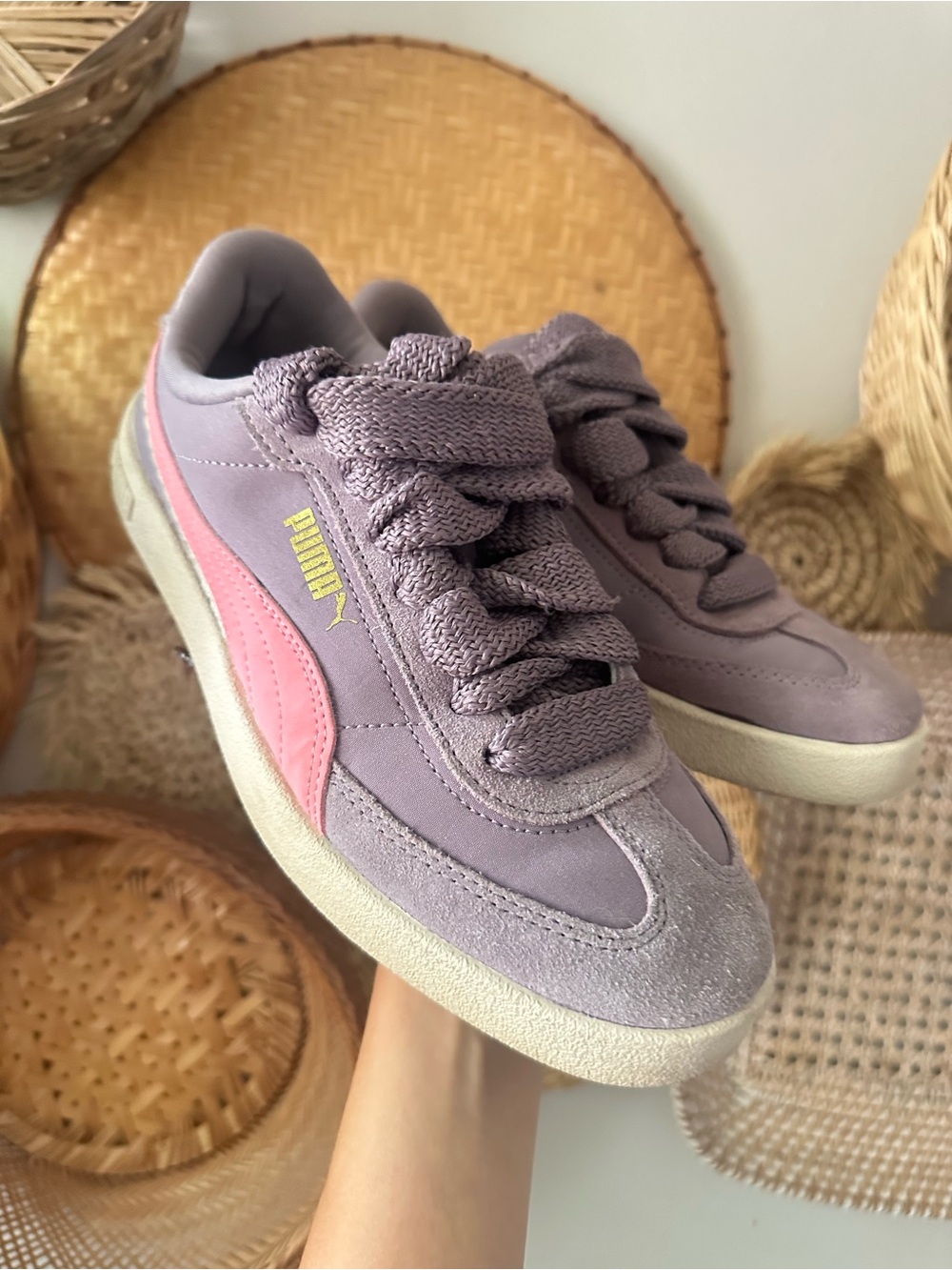 PUMA Women's Lavender Pink Suede Sneakers Sz 8.5